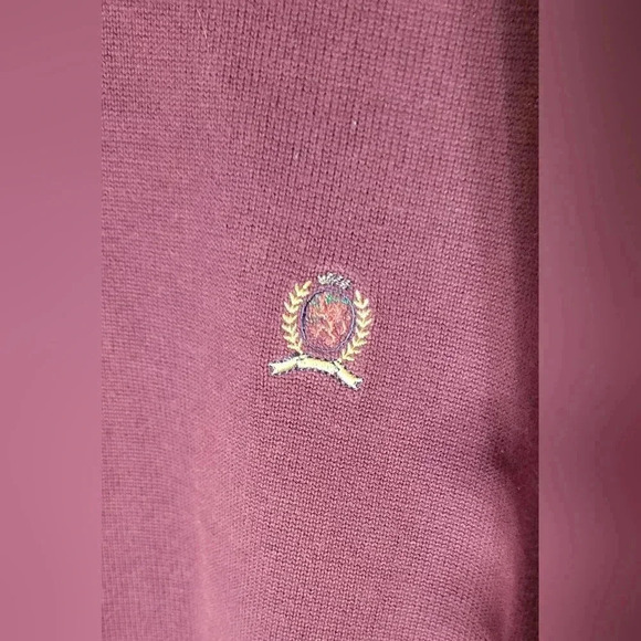 VTG Tommy Hilfiger Burgundy knit Sweater embroidered logo, men's size XL - Picture 7 of 12